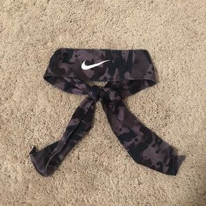 Nike Tie Headband